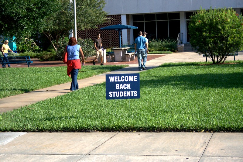 Welcome back, Daytona State College students!